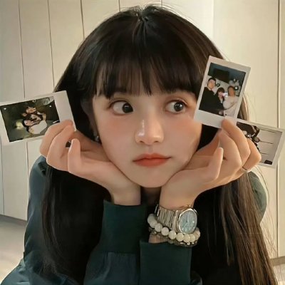 双眼凝视